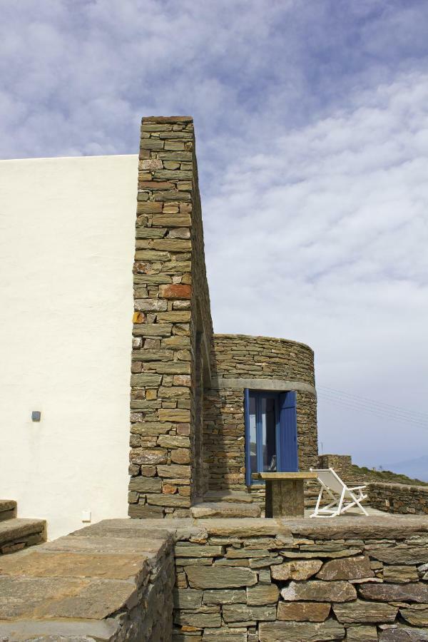 Bioclimatic Stone Built Villa Kastrianí المظهر الخارجي الصورة